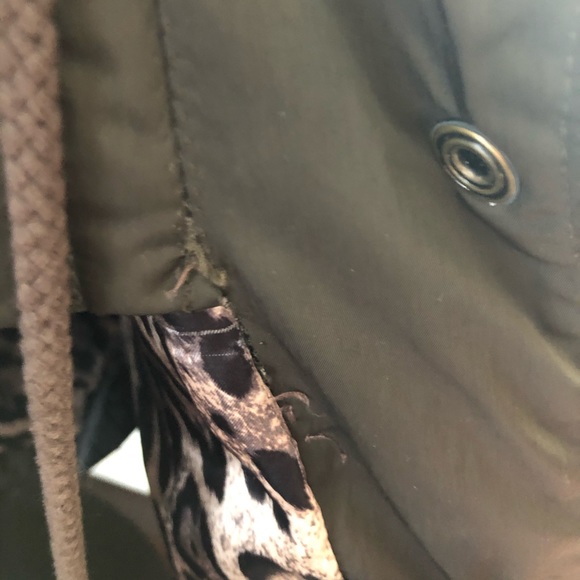 Army Green Hooded Winter Coat - Picture 5 of 8